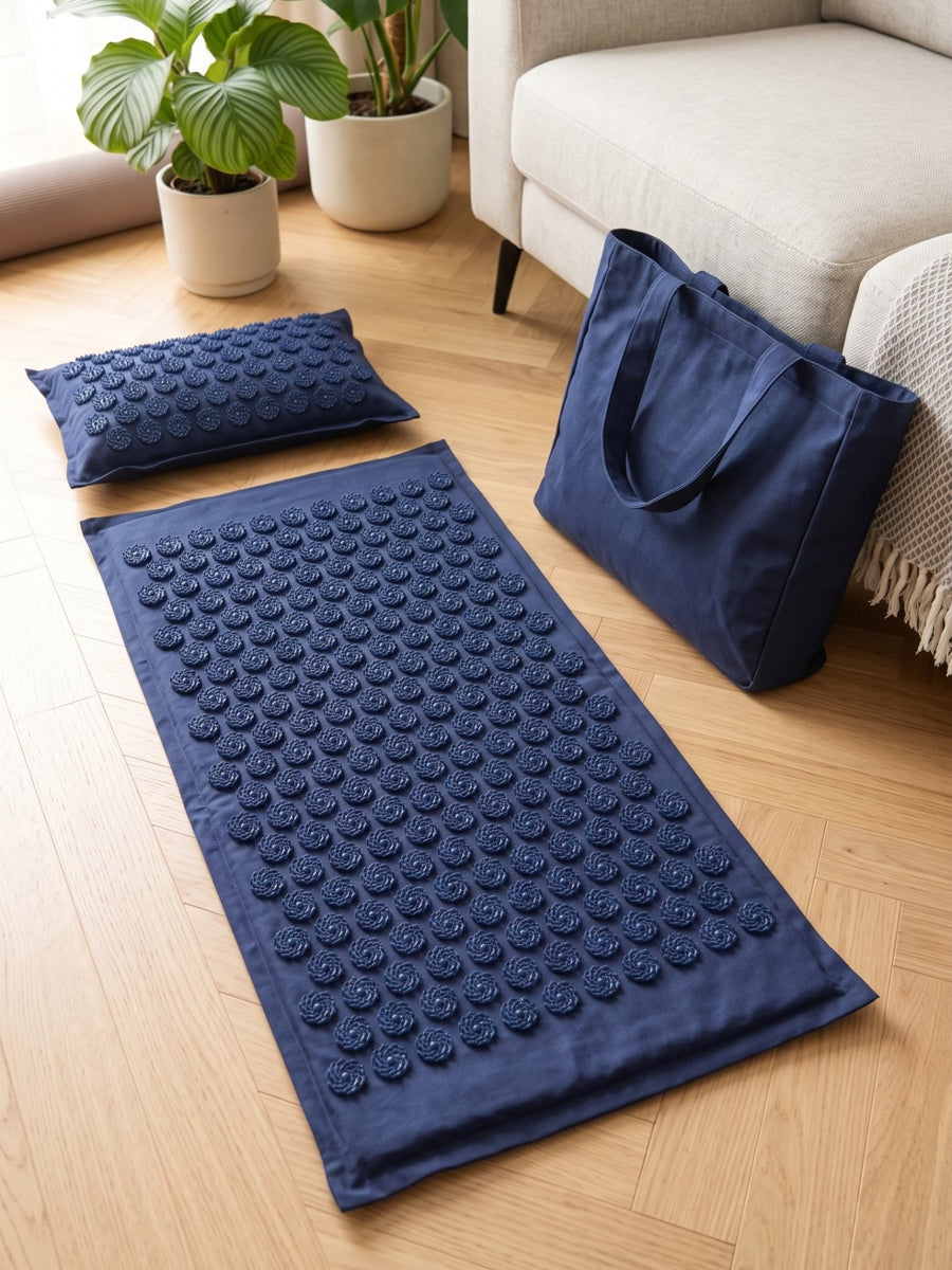 Le set Kalma bleu nuit install&eacute; dans un salon